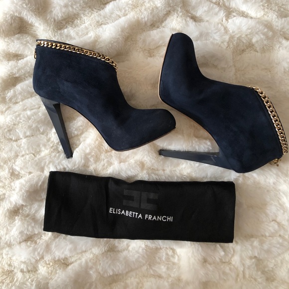 Elisabetta Franchi Navy suede Heels ankle Boots.